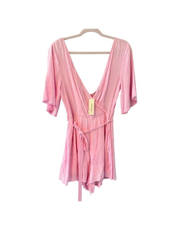 Trixxi Pants - Trixxi Womens Pink Surplice Romper With Waist Tie Sz Medium Short Sleeves. NWT